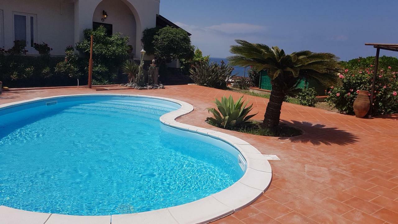 Villa Antica 卡萨米乔拉泰尔梅 外观 照片